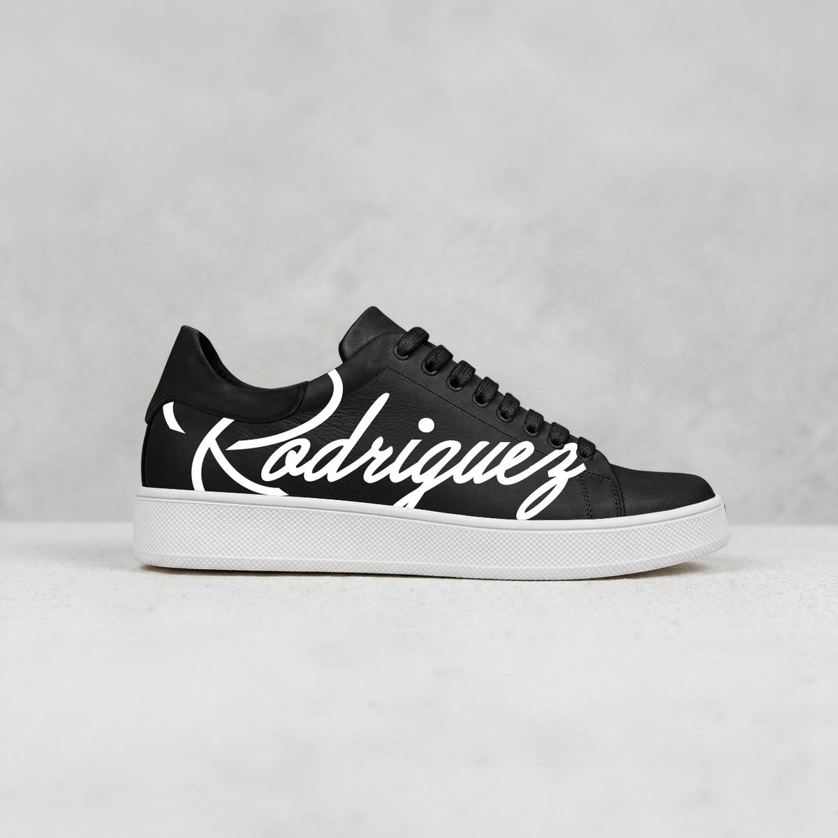Walk on 3.0 Signed